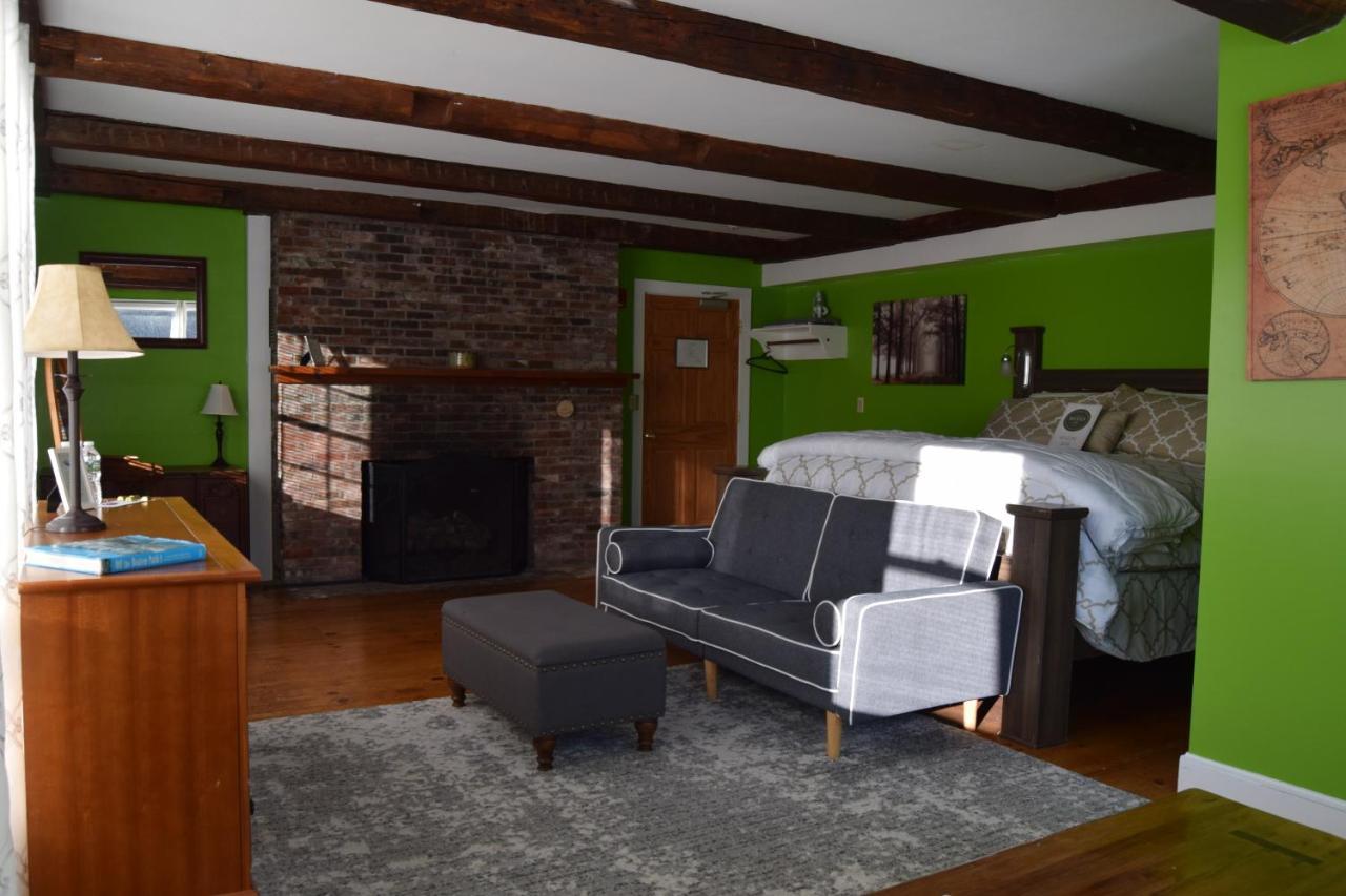 The New Hampshire Mountain Inn Wilmot Exteriör bild