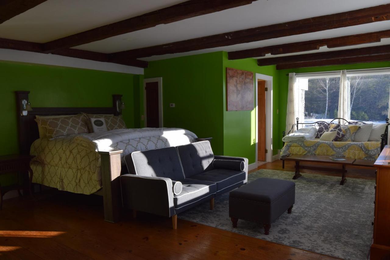 The New Hampshire Mountain Inn Wilmot Exteriör bild